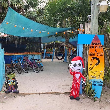 Отель Camping Del Ritmo & Kite Club Эль-Куйо Экстерьер фото